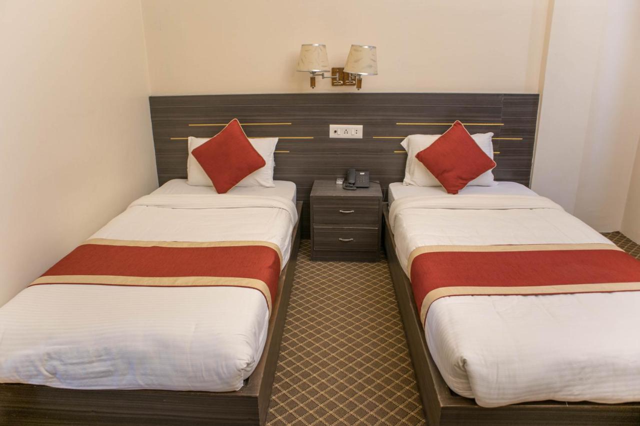 Mirage Inn Rummindei Buitenkant foto