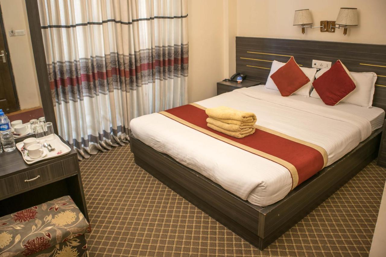 Mirage Inn Rummindei Buitenkant foto